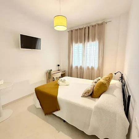 Apartment Modern Ensuite In Instant House *