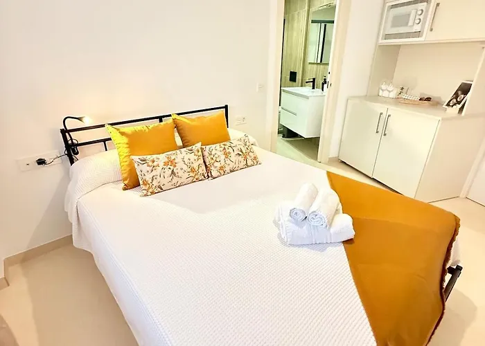 Appartement Modern Ensuite In Instant House