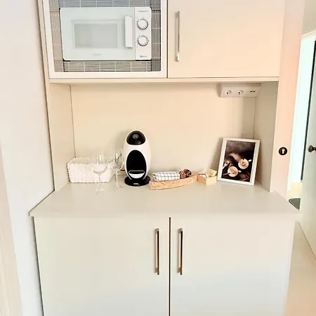 Modern Ensuite In Instant House Apartament *